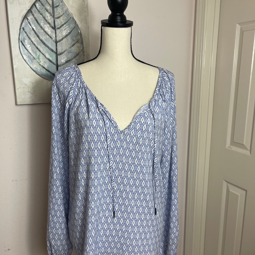 Just living Blue and white print blouse